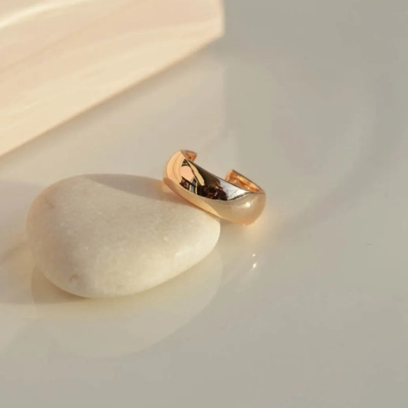 Curved Simple Compression Cartilage Ear Cuff  Gold and Silver  Colour