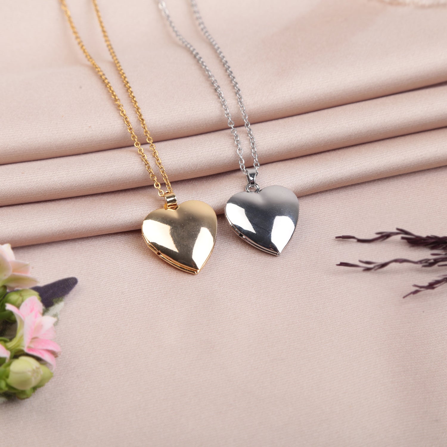 Heart Locket Necklace For Photo, Big Heart Locket, Vintage Locket Necklace,  Best Friend, Personalized Gift Necklace